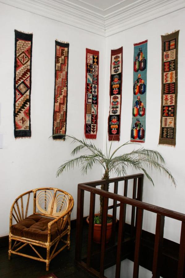 Rummy Hostal Uyuni Bagian luar foto